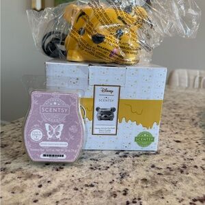 Scentsy Velvet Cashmere Wax Bar with Disney Winnie the Pooh Warmer